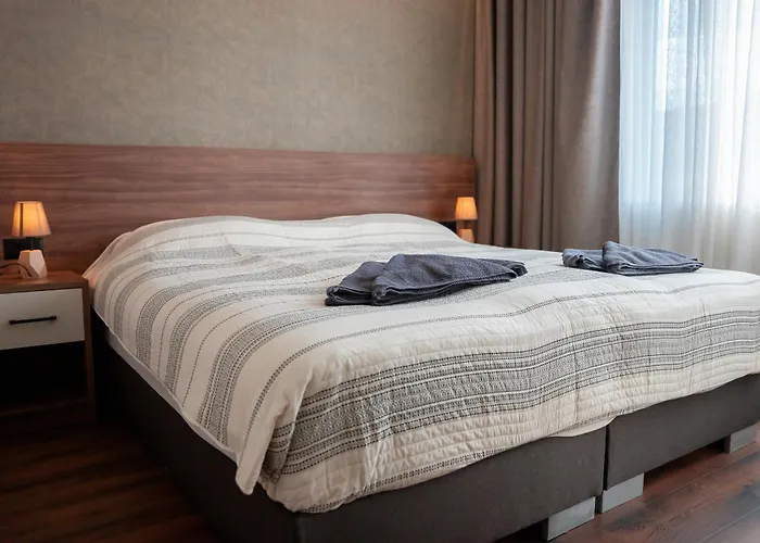 Апартаменти La *